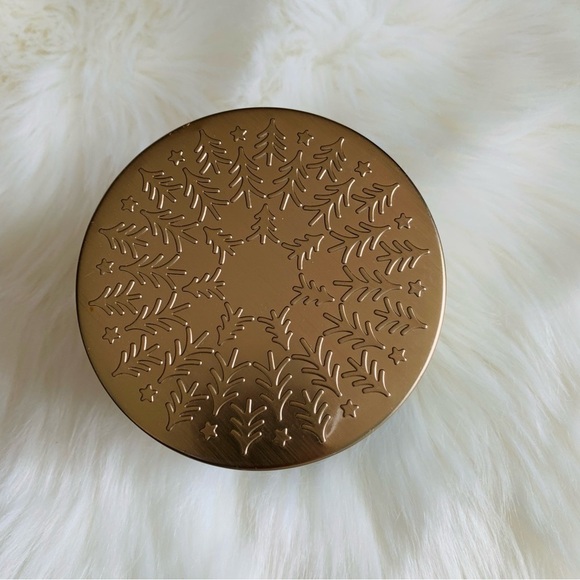 Bath & Body Works Marshmallow Fireside NWT 3 wick candle Marshmallow Woods - Picture 2 of 5